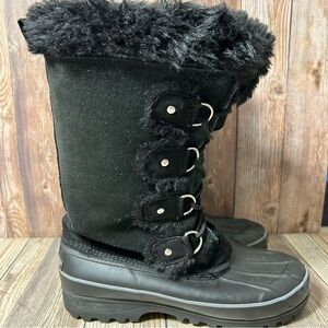 Khombu Womens Nordic 744065 Black Faux Fur Insulated Winter Snow Boots Size 8 M